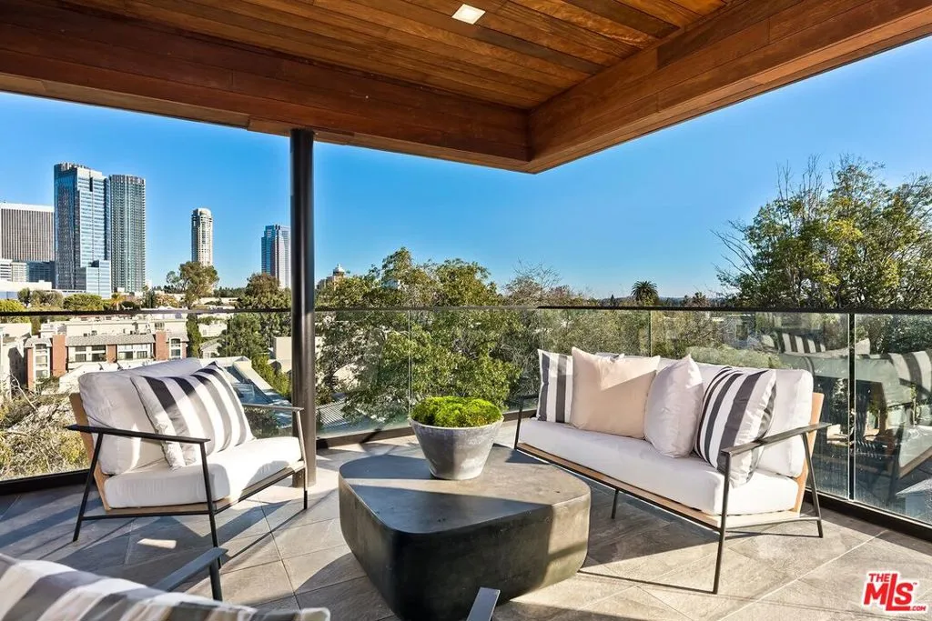 1839 Pandora Avenue Ph, Los Angeles, California 90025 home-pic-6